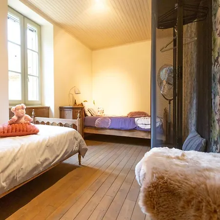 Dreamy Retreat In Loubejac, Cleaning Included 펜션 *