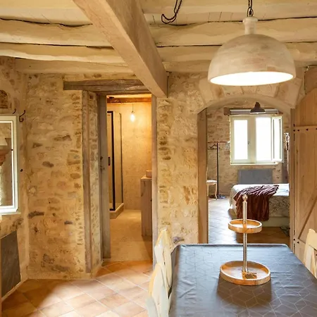 펜션 Dreamy Retreat In Loubejac, Cleaning Included Loubejac