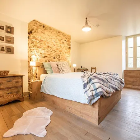 Rustic In With Jacuzzi, Cleaning Included * Loubejac
